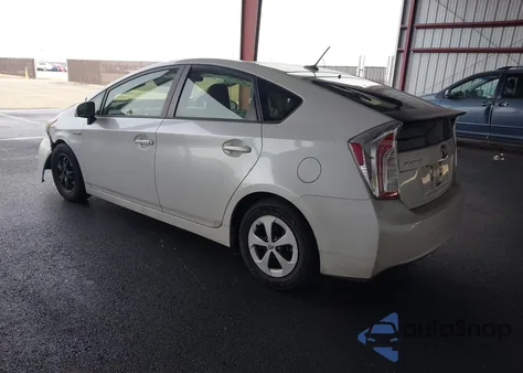 2014 Toyota Prius Three из США, поврежденный, VIN JTDKN3DU5E0380713